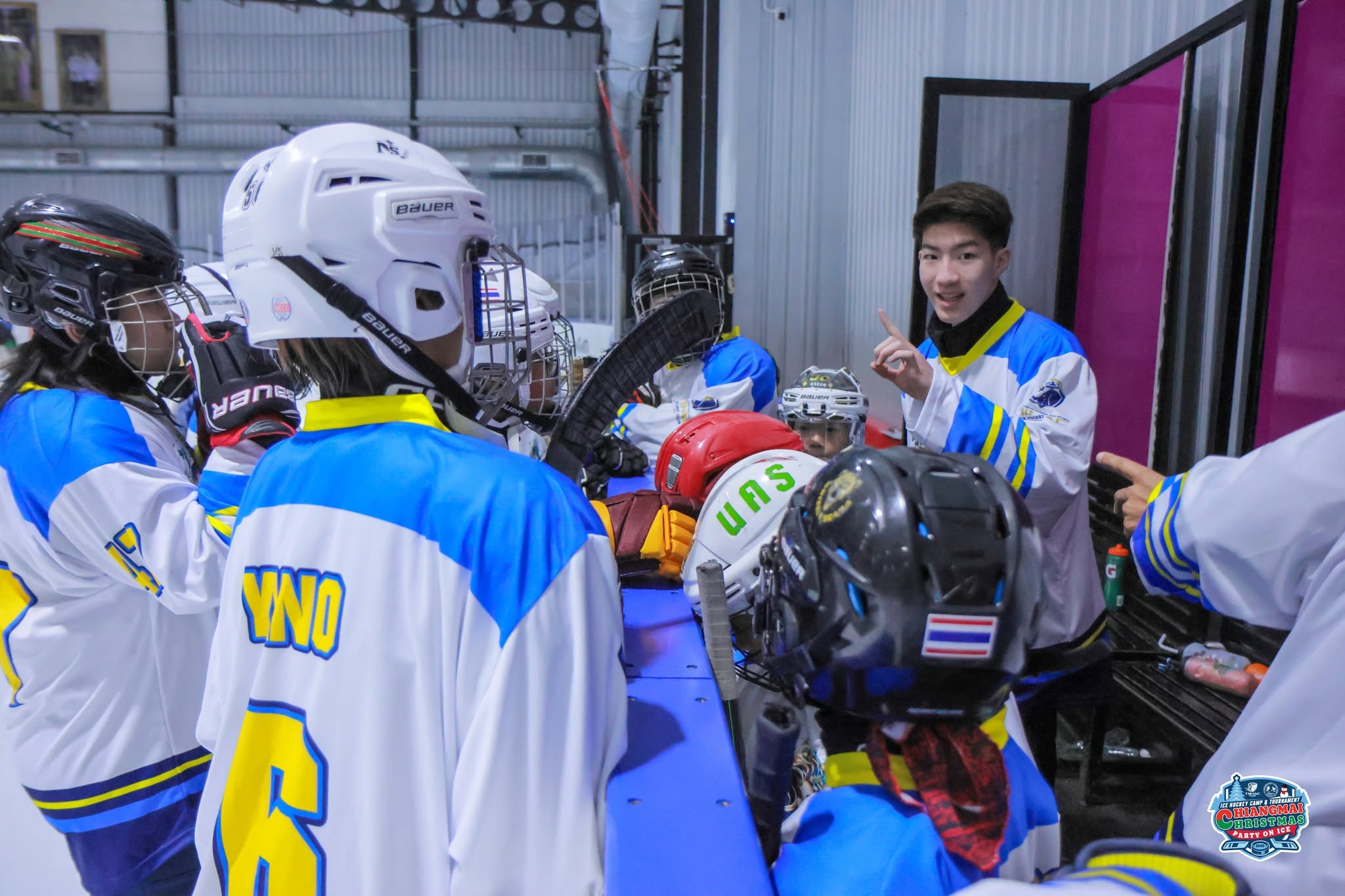 LEARN THE GAME. GROW WITH THE TEAM.